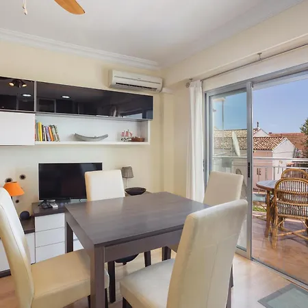 La Paz De Xinxilla * Denia